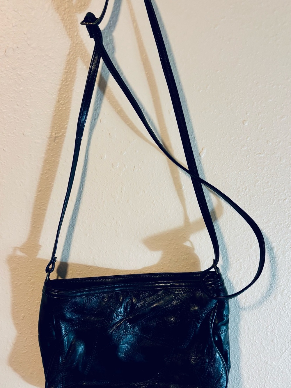Minimalist Black Leather Crossbody Bag - Adjustable Strap